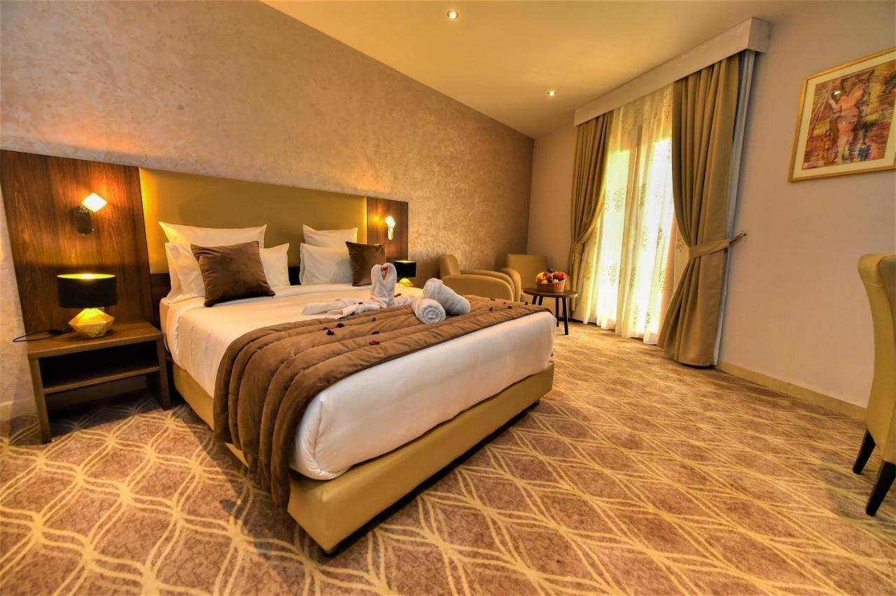 Mf Hotel Oran Bir El Djir Luaran gambar