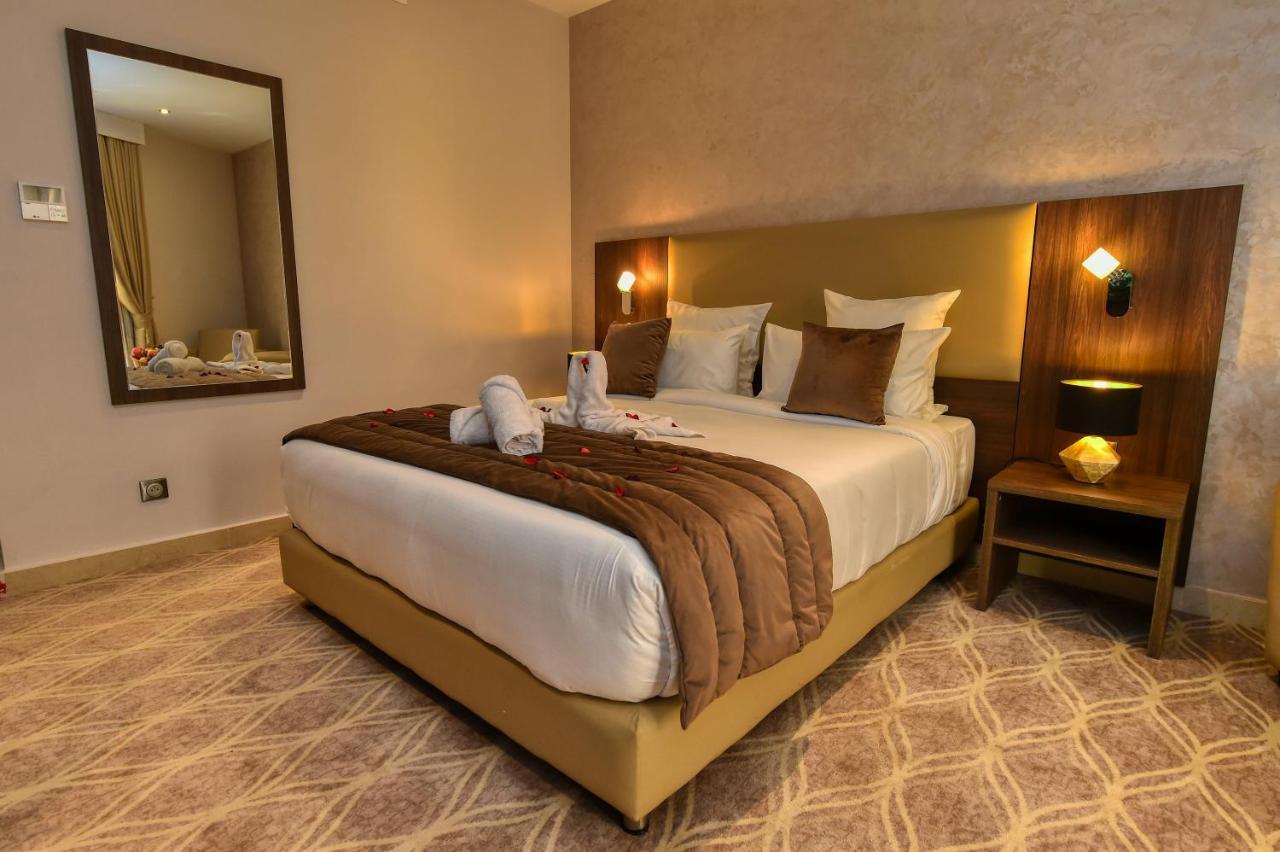 Mf Hotel Oran Bir El Djir Luaran gambar