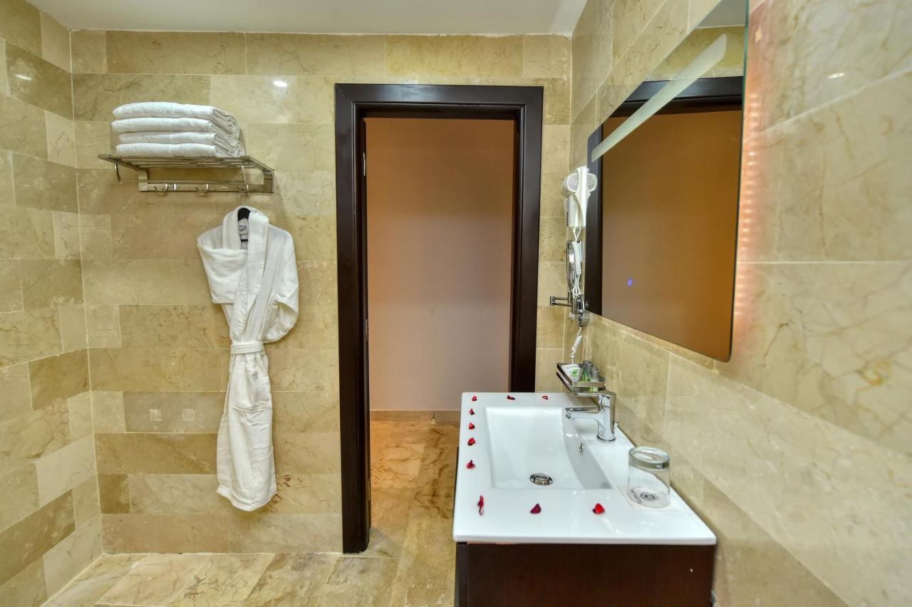 Mf Hotel Oran Bir El Djir Luaran gambar