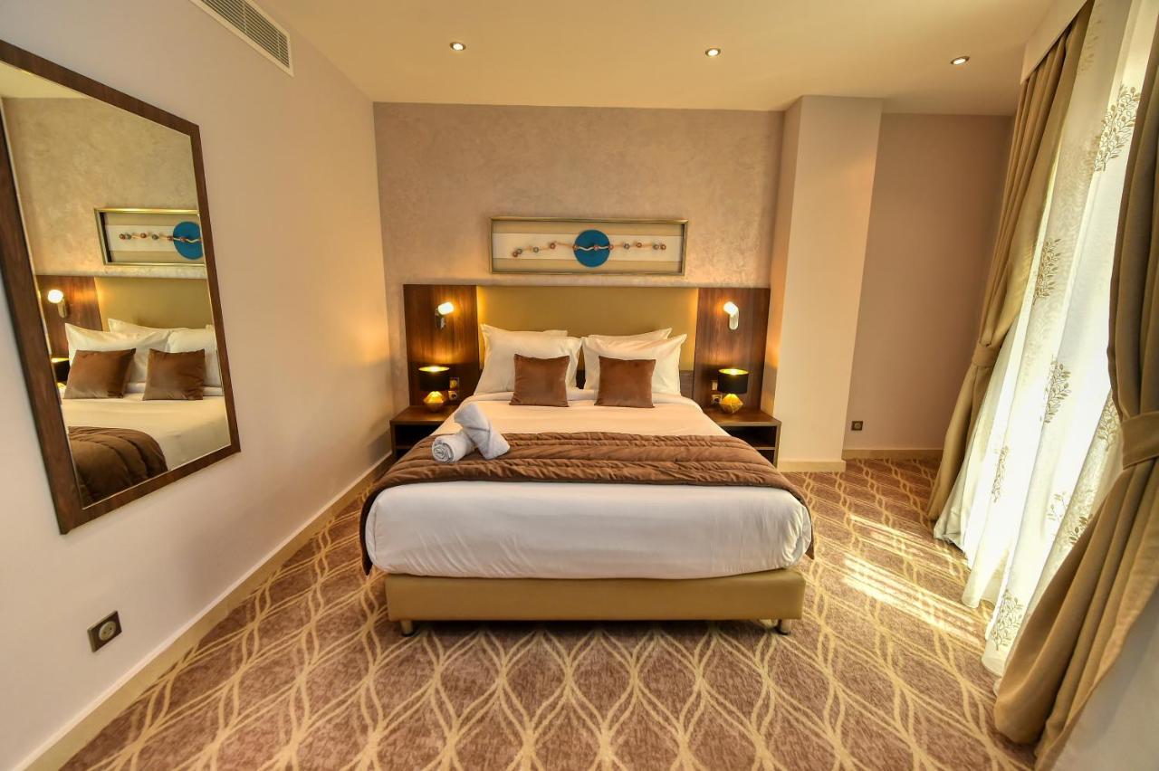 Mf Hotel Oran Bir El Djir Luaran gambar