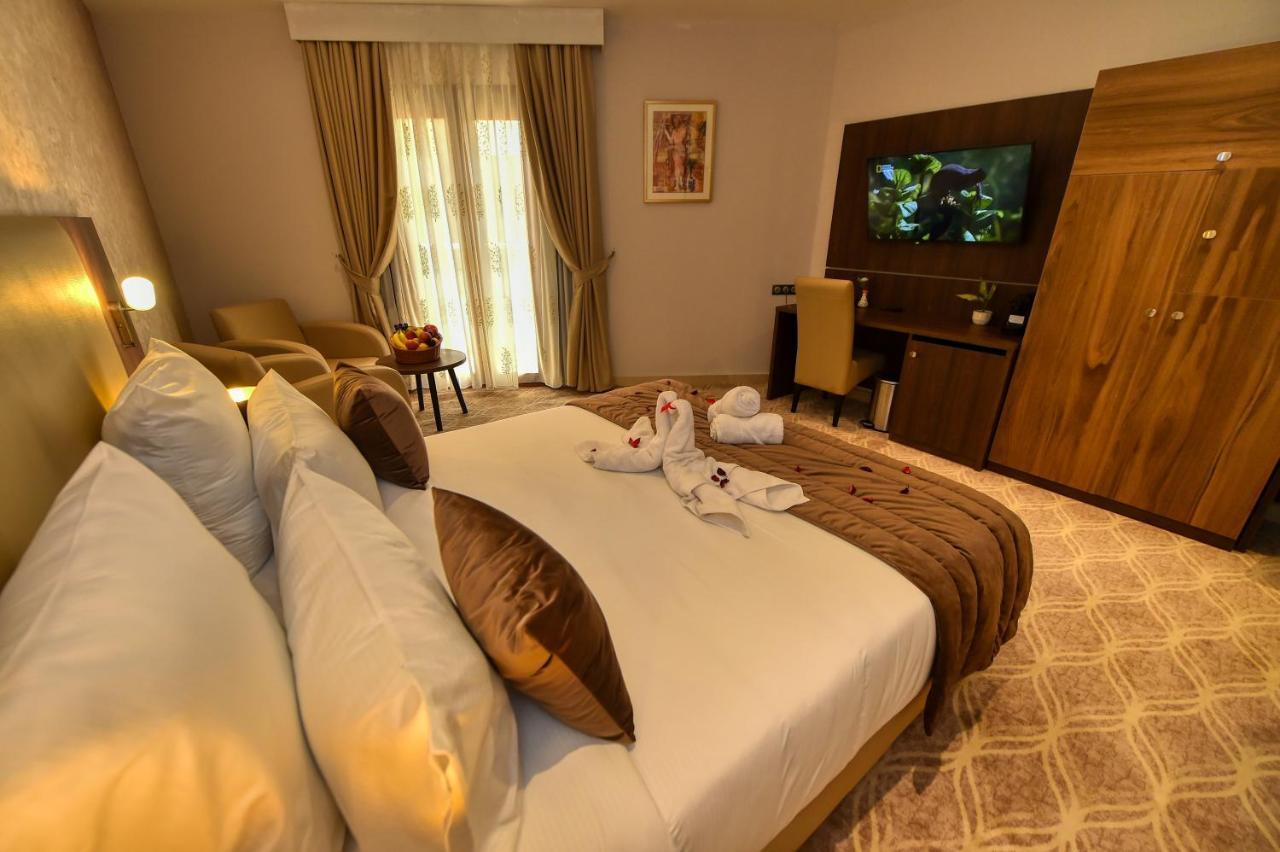 Mf Hotel Oran Bir El Djir Luaran gambar