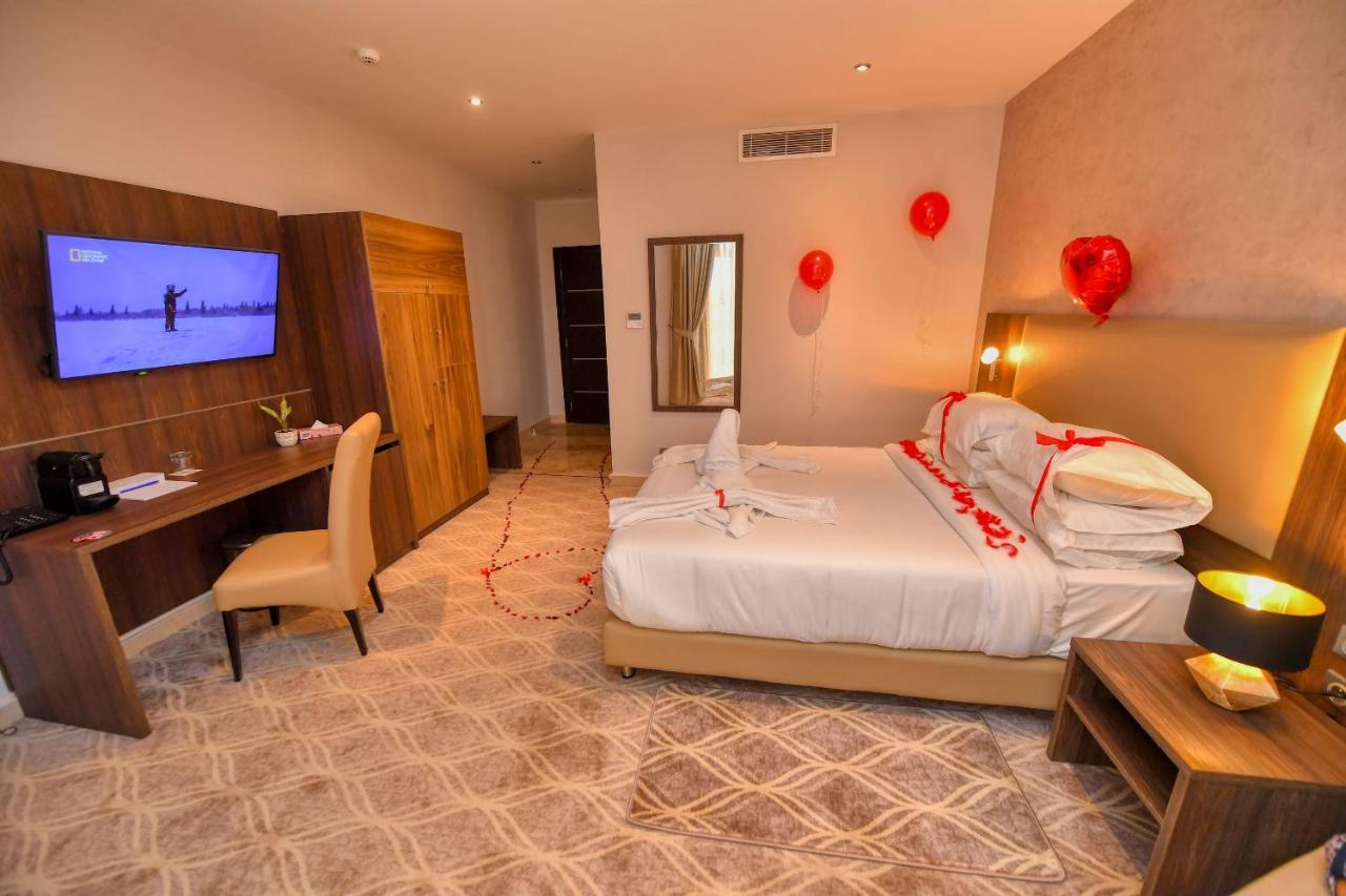 Mf Hotel Oran Bir El Djir Luaran gambar